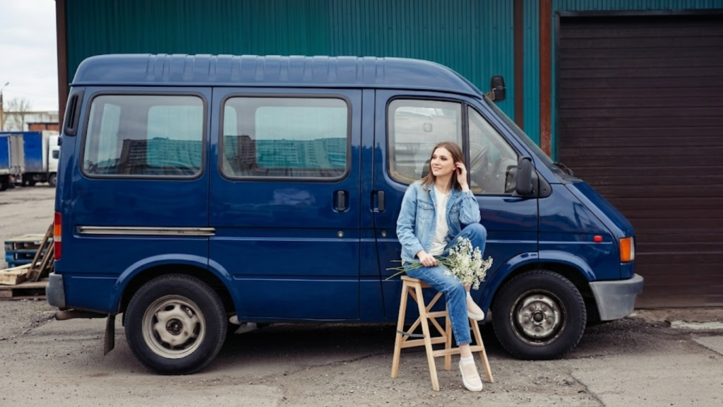 Maxi Taxi services in Melbourne